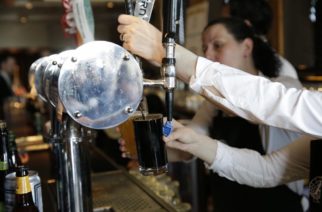 Bill would allow beer and wine sales in more movie theaters