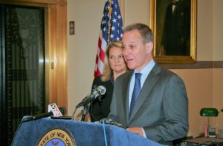 Petition demands that Schneiderman turn over campaign funds to domestic abuse victims