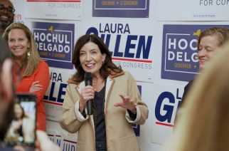 Siena Poll: Hochul maintains double-digit lead, Zeldin gains in suburbs, upstate